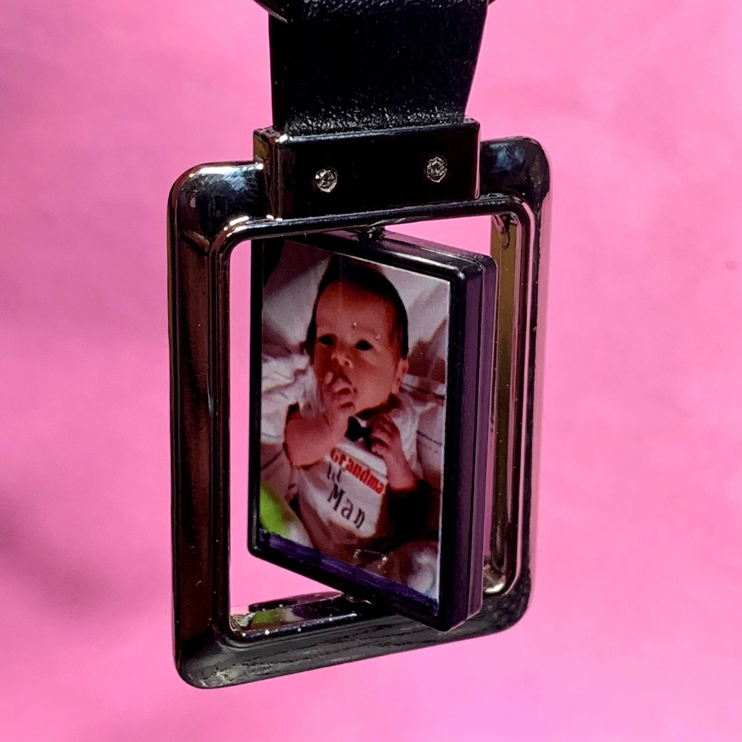 Rotating, 2 Pictures Keychain