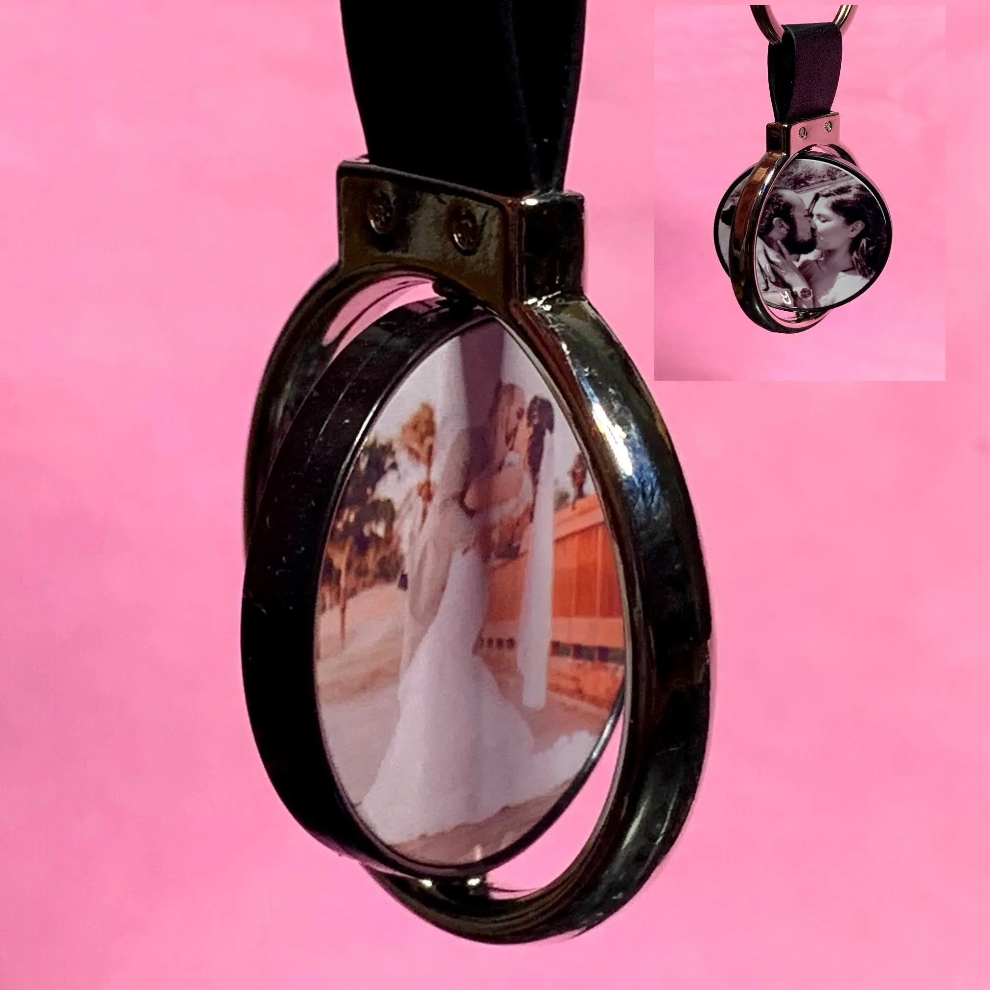 Rotating, 2 Pictures Keychain