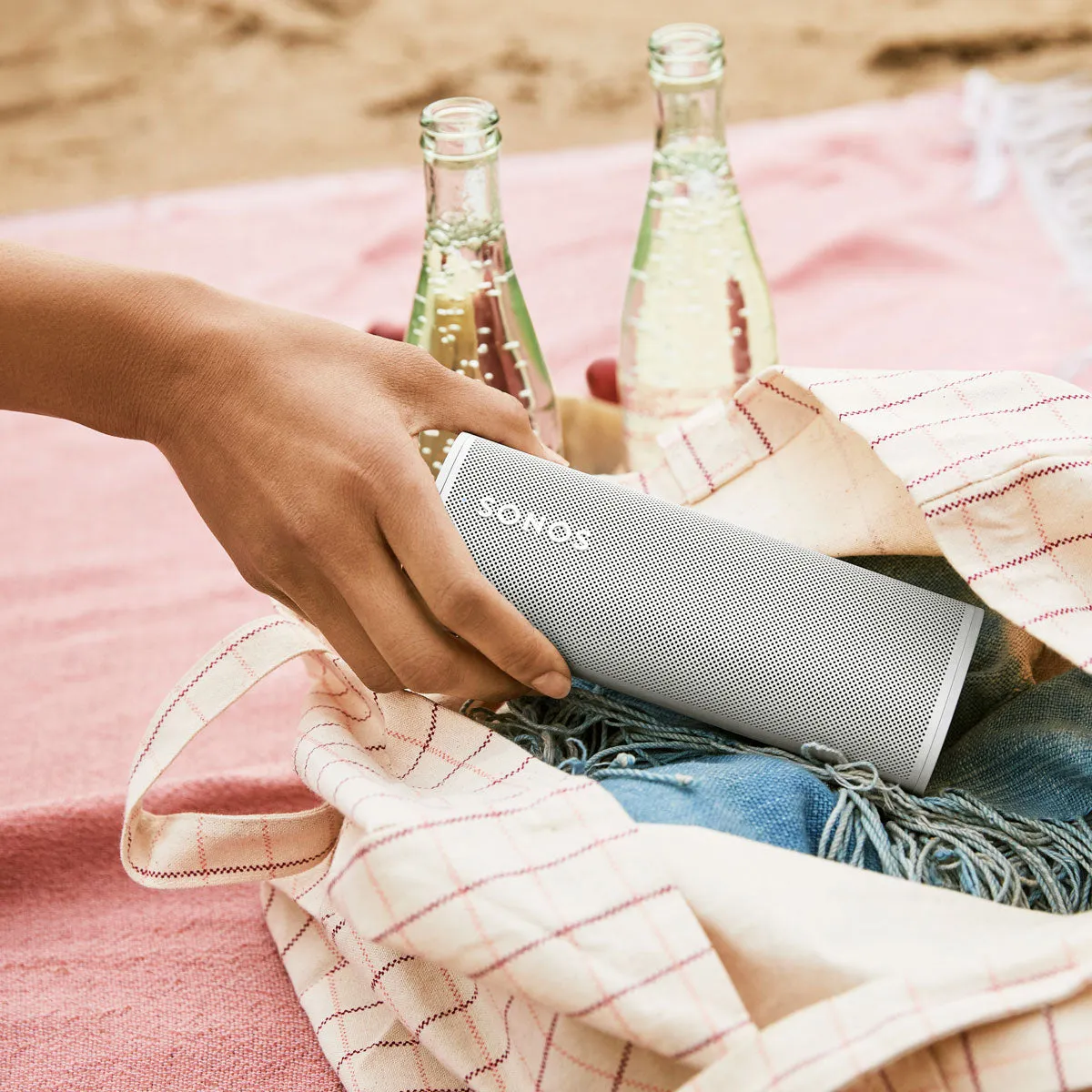 Sonos Roam Battery-Powered Portable Smart Speaker