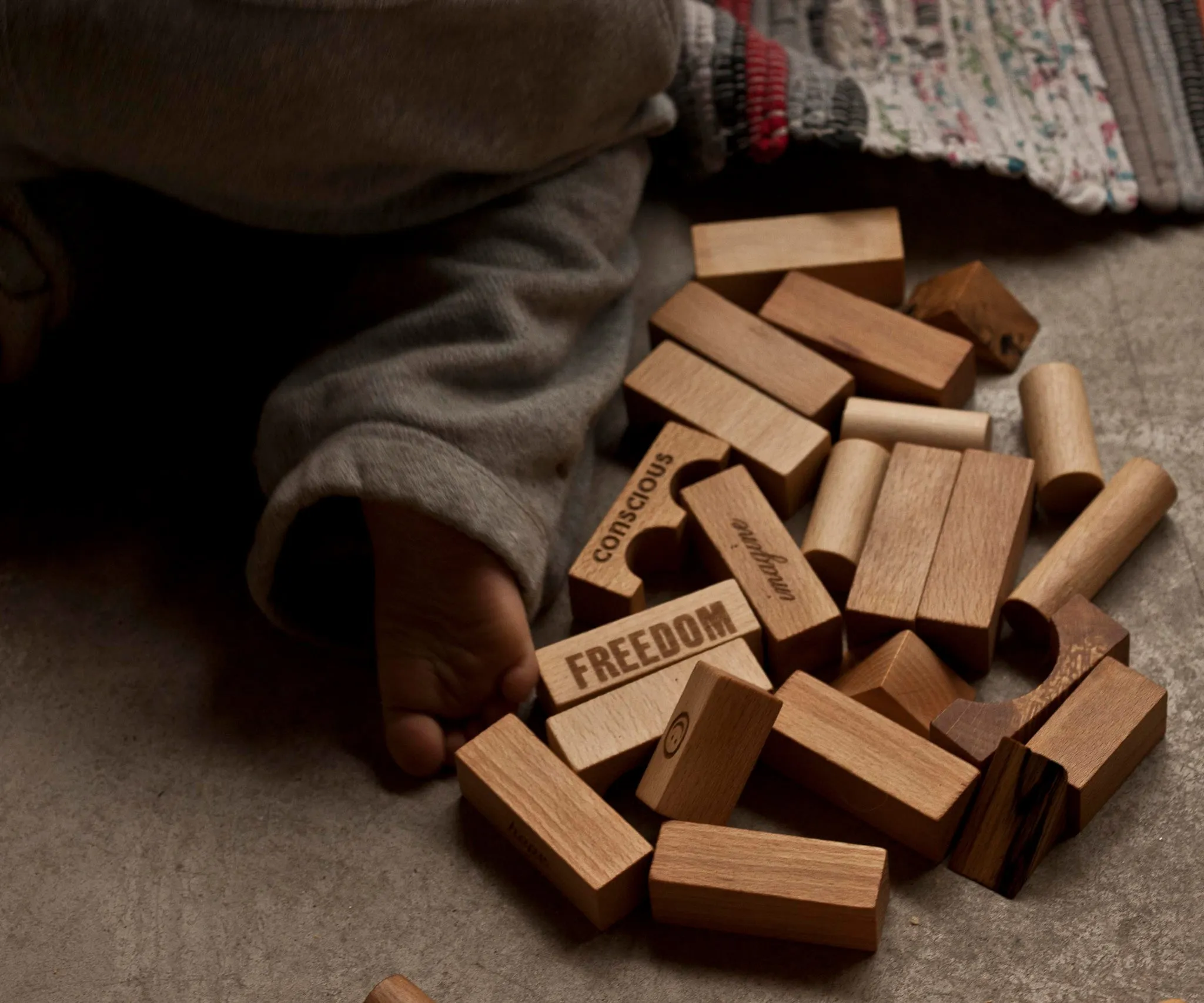 Wooden Story Peace & Love XL Blocks - 72 Tray